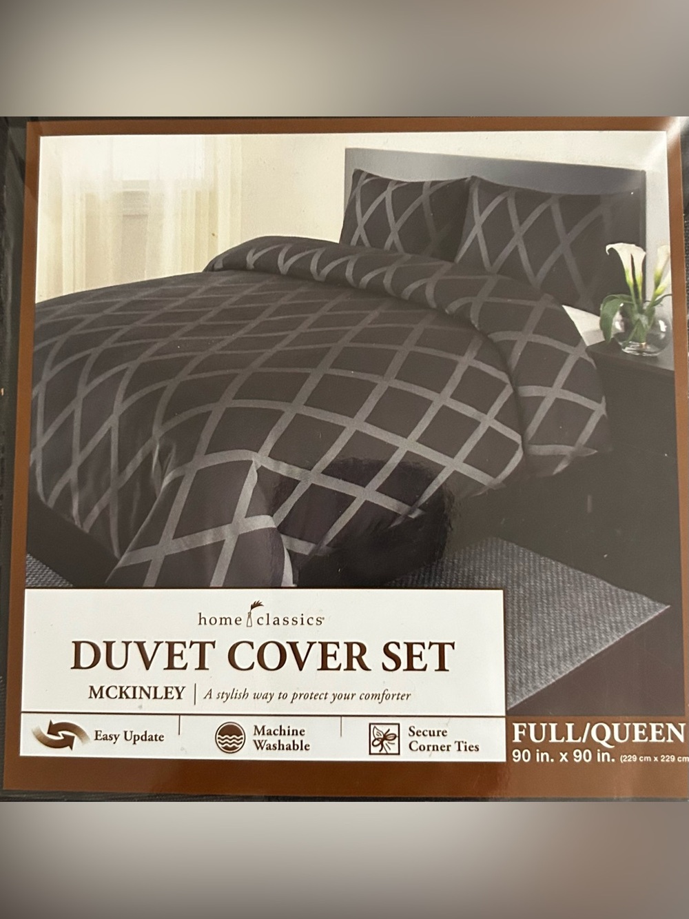 McKinley Queen Duvet Cover Set in black & Charcoal Gray, 2 shams